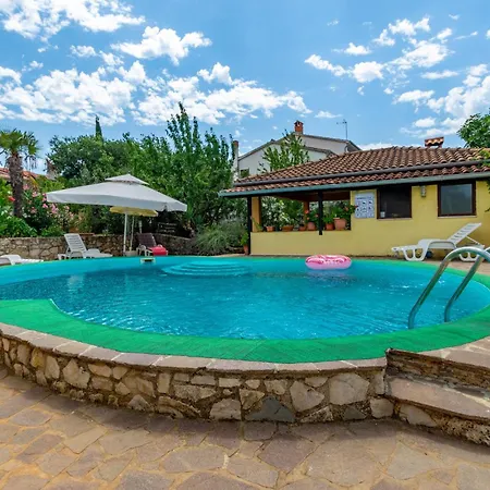 Awesome In With Kitchen * Poreč