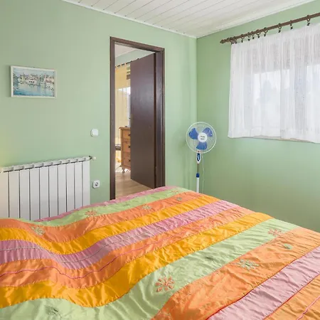 Awesome In With Kitchen Пореч