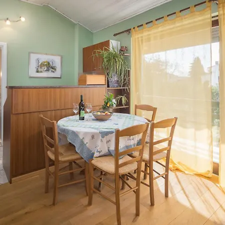 Awesome In With Kitchen Porec