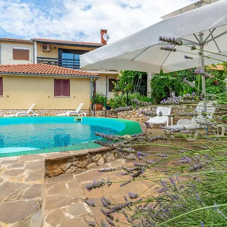 Awesome In With Kitchen Porec